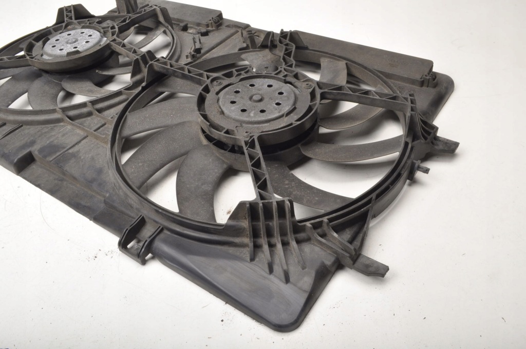 Audi a4 b8 a5 a6 c7 q5 3.0 tdi вентилятор радіатора 8k0121003m автоматична коробка передач Зі Шроту