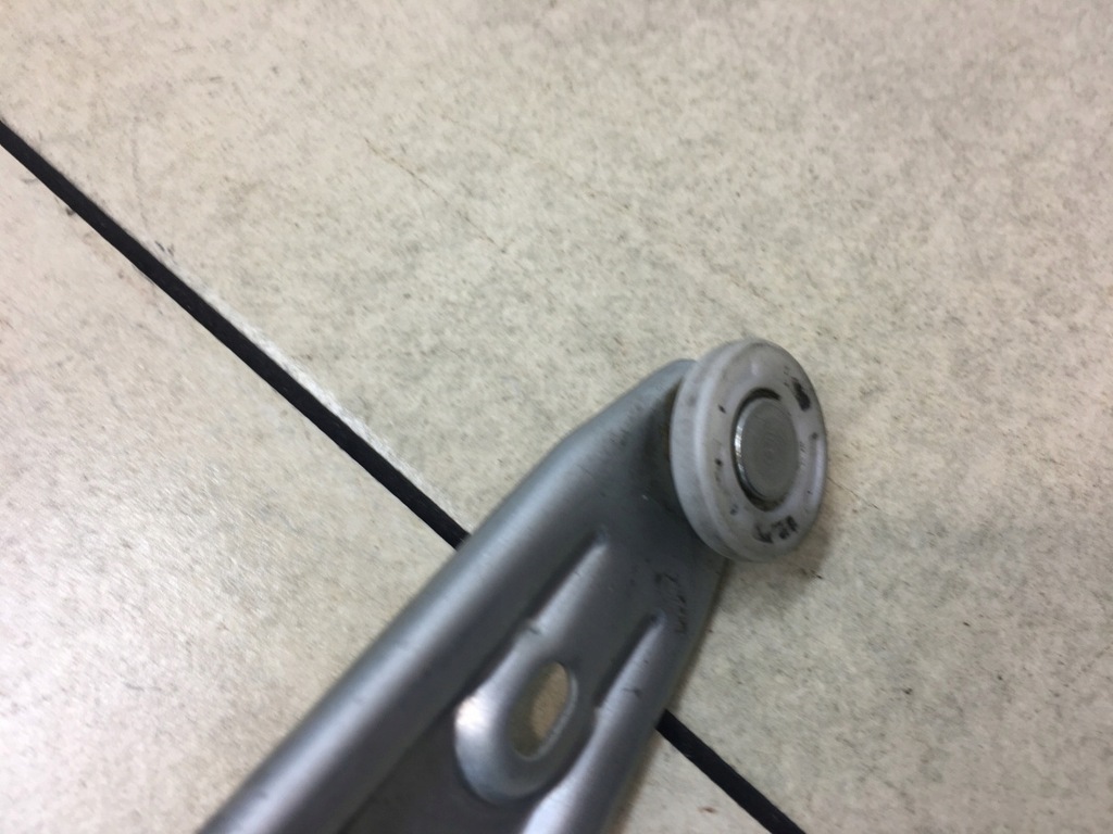 фото №5, Подъемник стекло правый задняя corolla e12