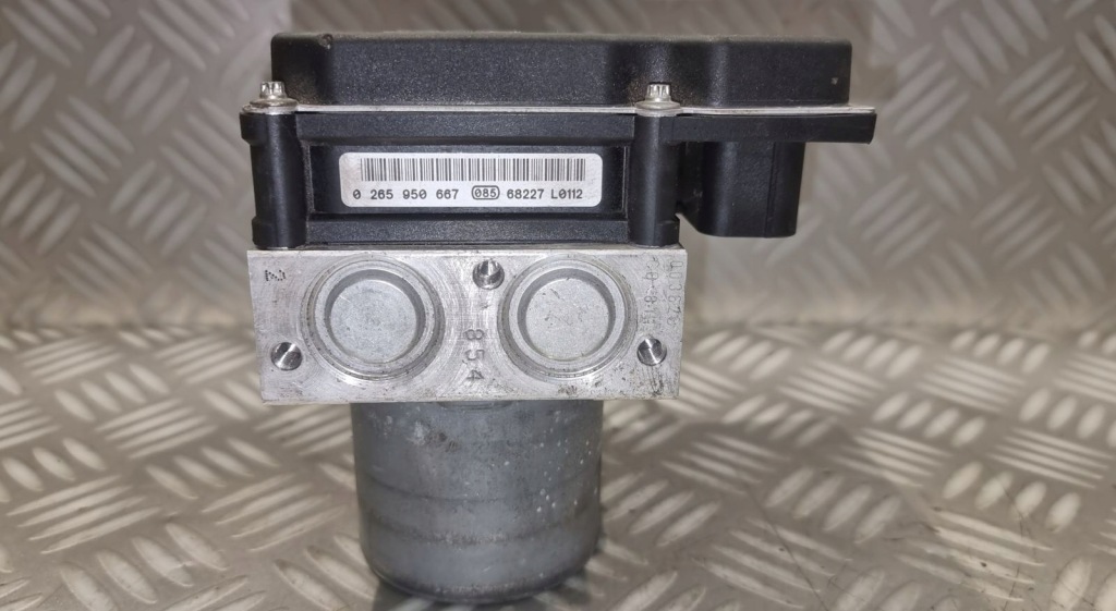 Bmw 5 e60 e61 e63 насос abs dsc active кермо 6768550 блок керування 6775740 Недорого