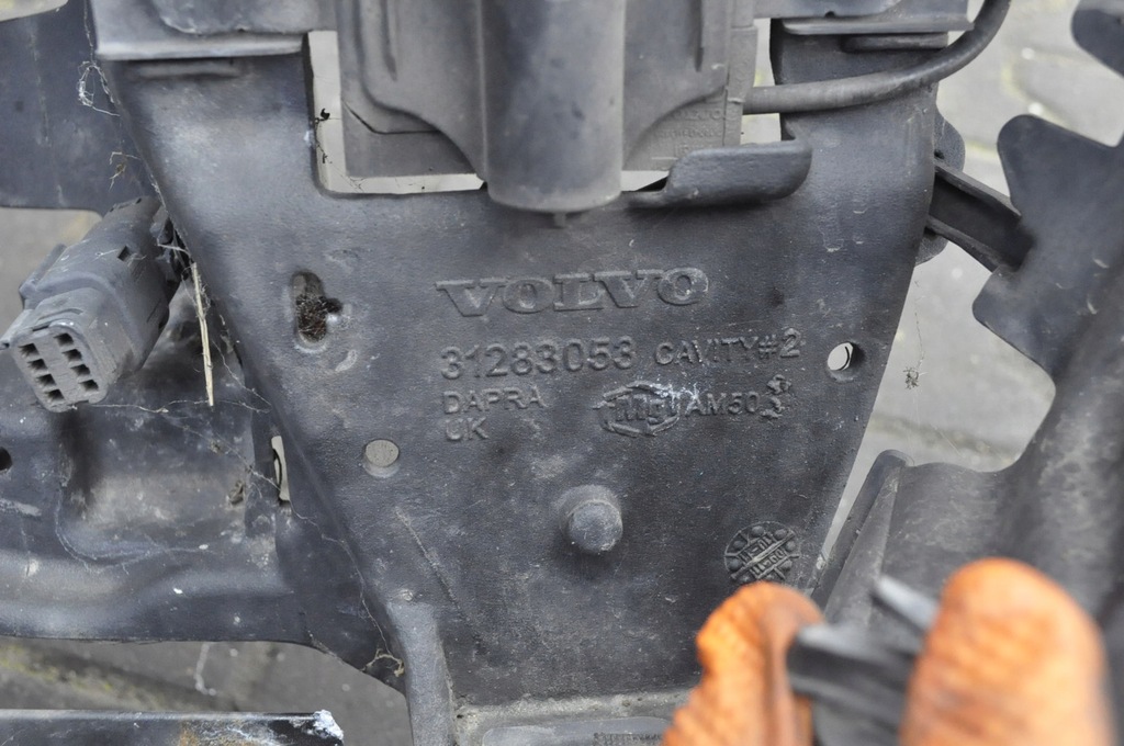 фото №10, Volvo s60 ii v60 pas передній підсилювач 31283053