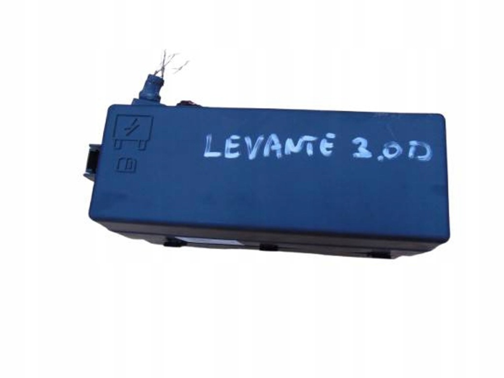 фото №1, Maserati levante 3.0d коробка предохранителей 670104295