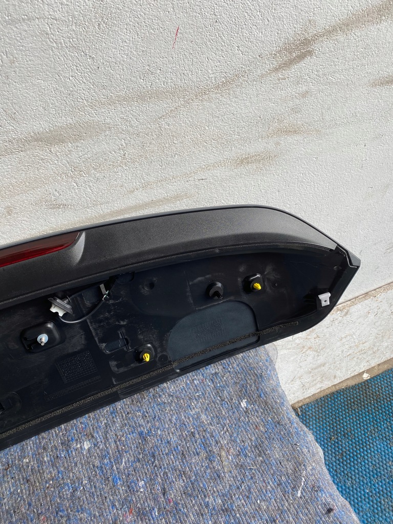 фото №8, Спойлер крышки спойлер задняя audi q3 8u0827933