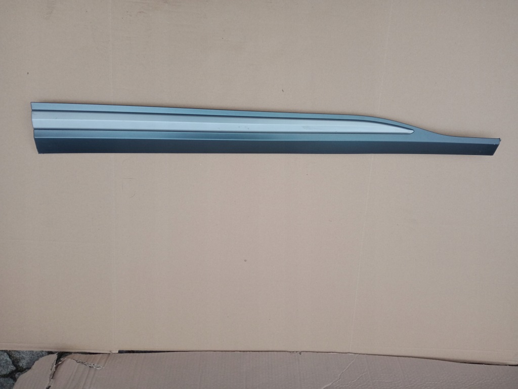 фото №1, Hyundai kona молдинг дверь правый перед