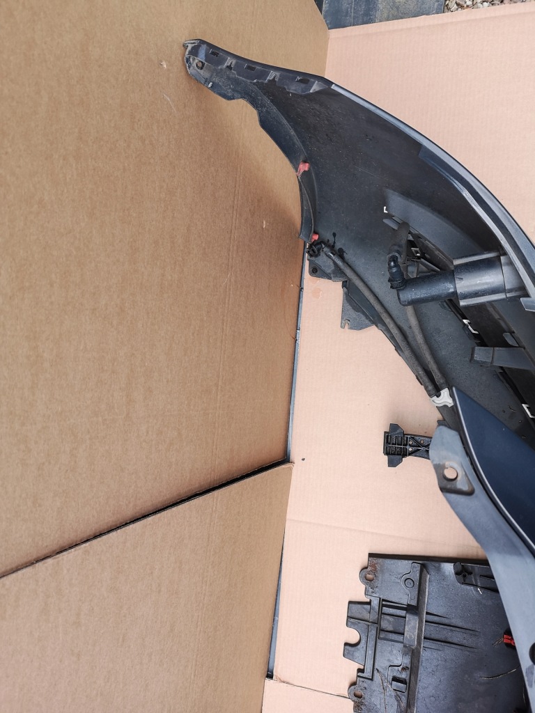 Купити Opel insignia a рестайлінг  13-17 бампер передній комплектний  омивачі колір z190