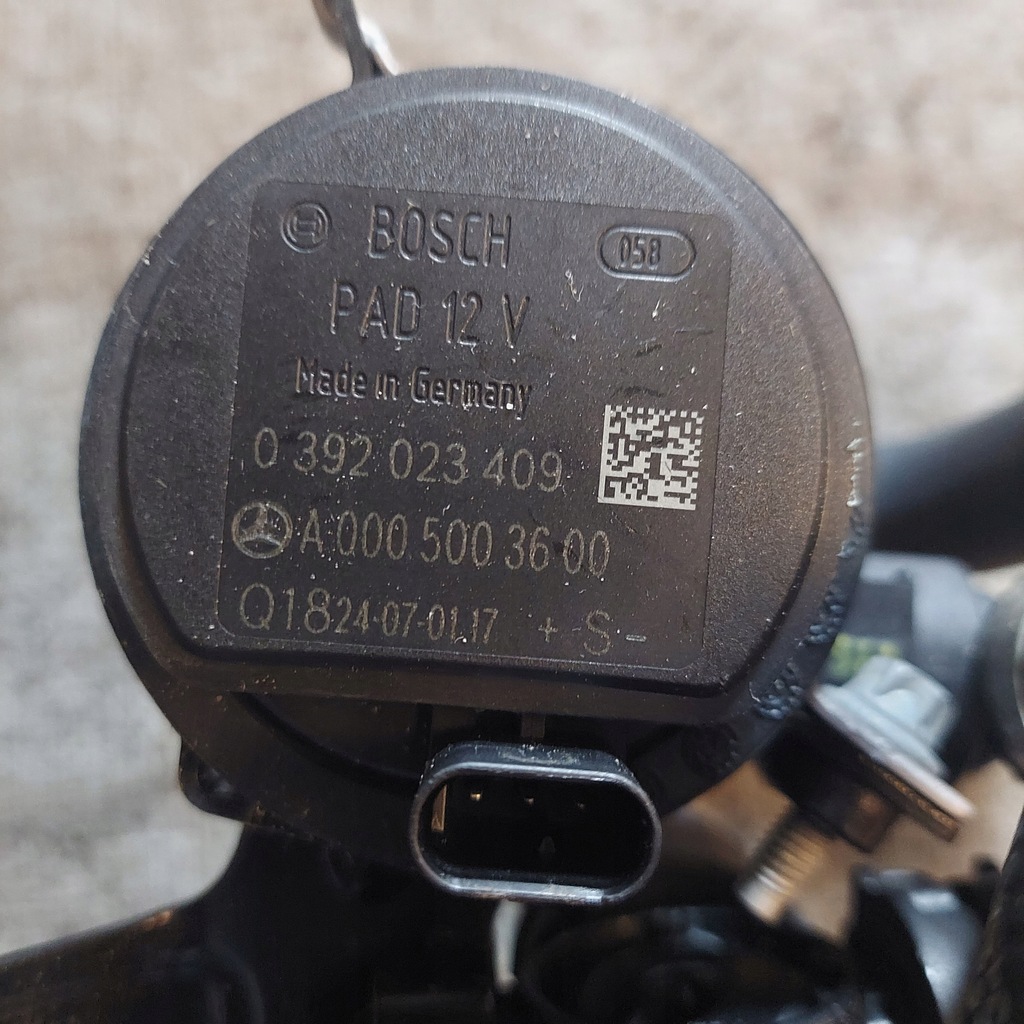 фото №7, Mercedes c-klasa w206 2.0 hybrid додаткова насос труба шланг wąż з клапан