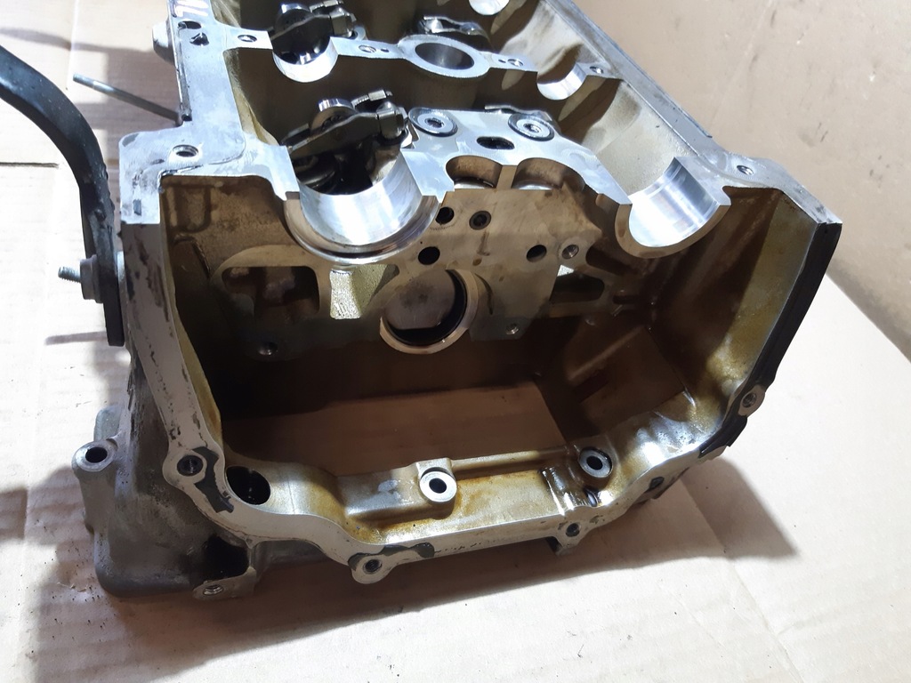 фото №9, Audi q5 8r 3.2 fsi cal головка двигуна права 06e103404a