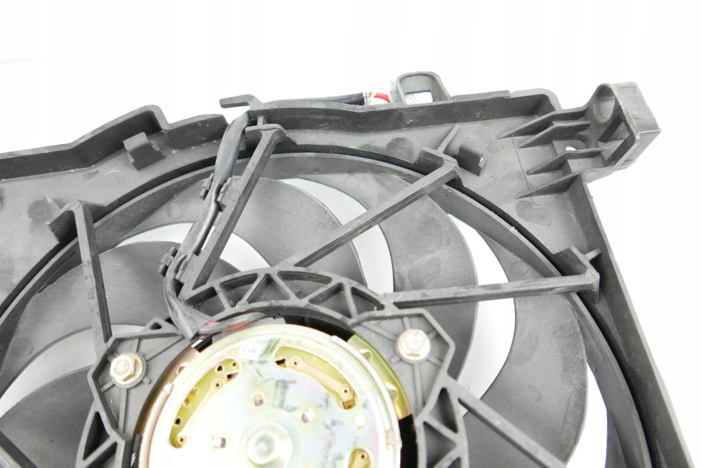 Новий вентилятор радіатора opel combo 1,4 1,6 Доставка