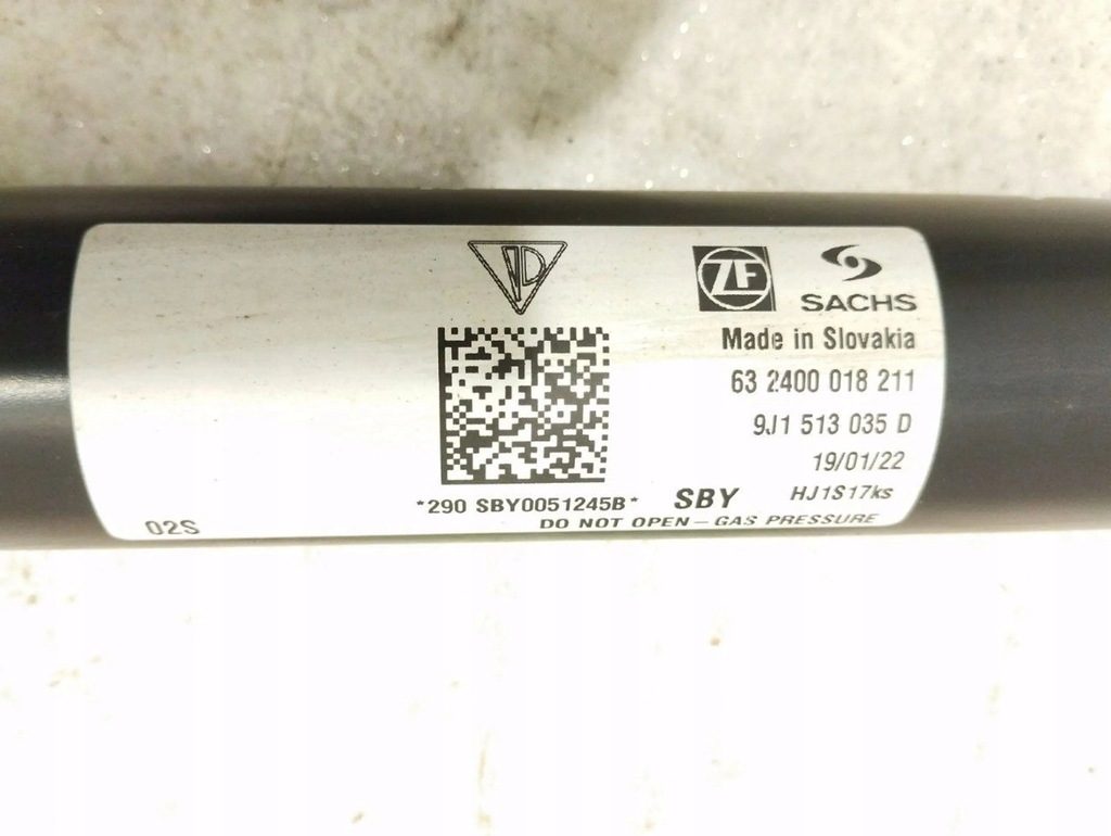 фото №7, Porsche taycan 9j1 2022 амортизаторы