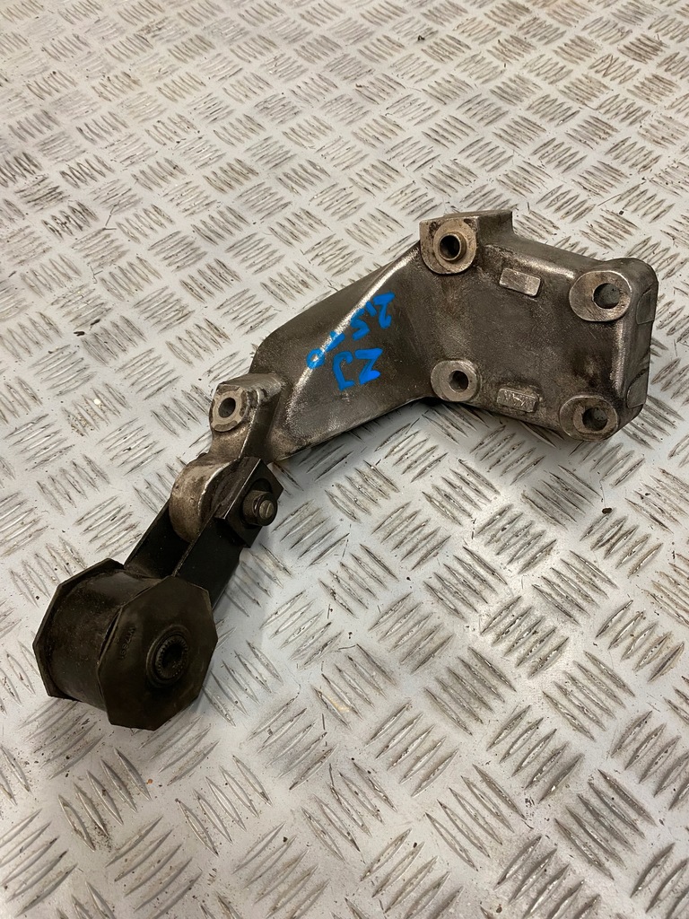 фото №1, Кронштейн jeep grand cherokee 96r 2.5td