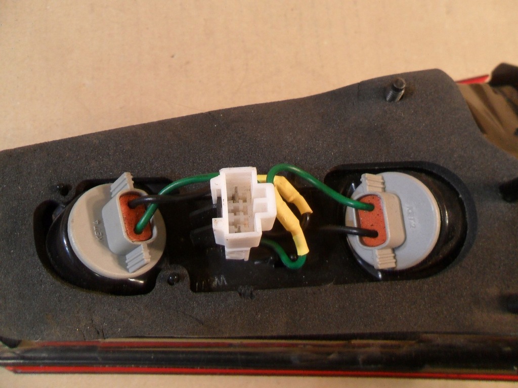 фото №14, Лампа задняя правая w крышка hyundai i20 ii 14-18