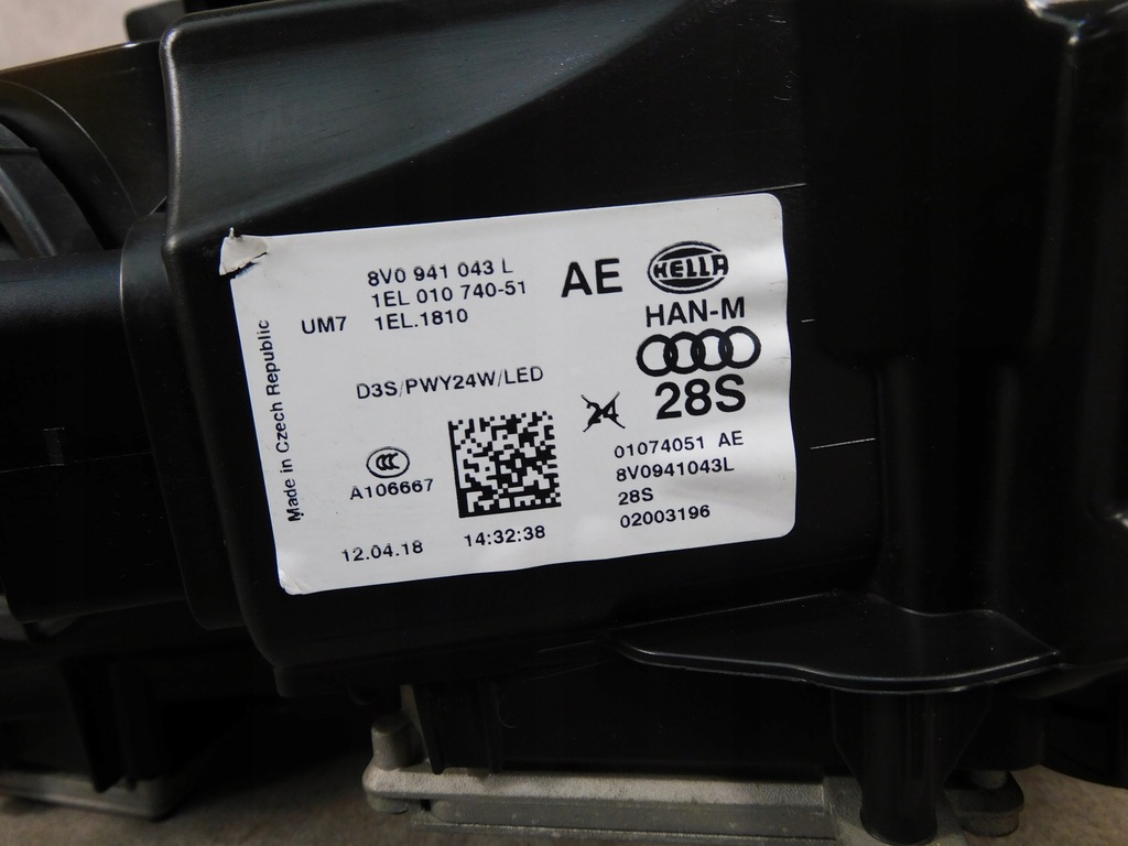 фото №10, Audi a3 8v лампа ліва ксенон led комплектна 8v0941043l