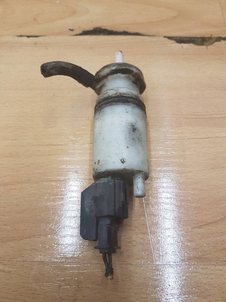 фото №1, Помпа омывателя chrysler voyager iv