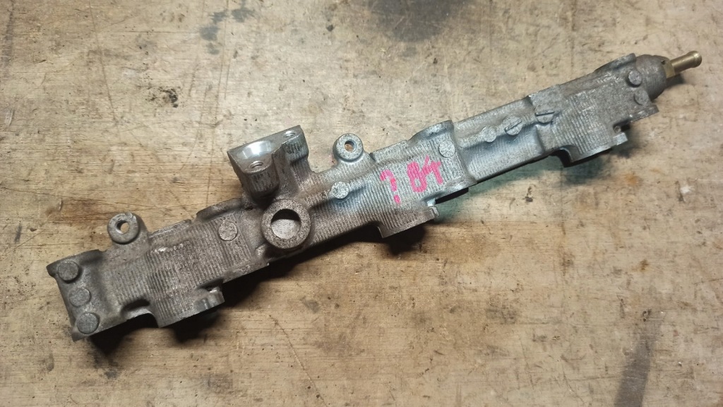 Купить Молдинг впрыскная lexus is ii 2.5 v6