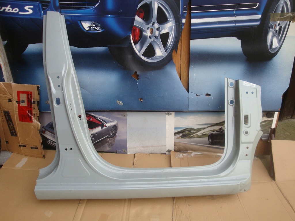 фото №1, Hyundai i10 блок двигателя порог правый