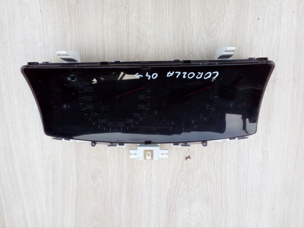 фото №1, Счетчик toyota corolla rok 2002-2004-