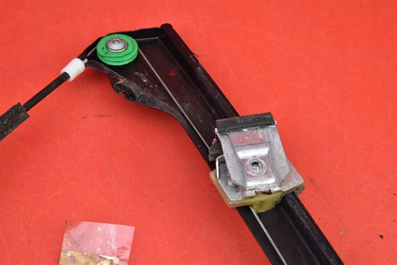 фото №15, Підйомник скло правий перед eu vw golf 5 v plus 08r