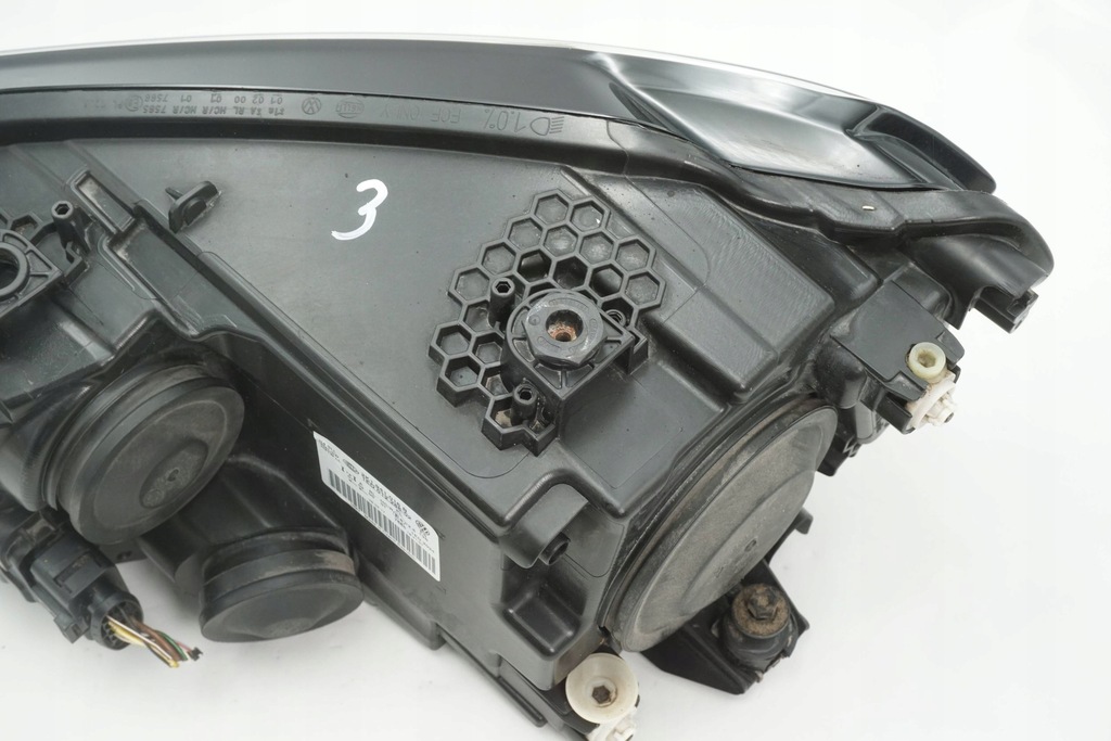 фото №8, Лампа передня права vw caddy iv 2k1941016b