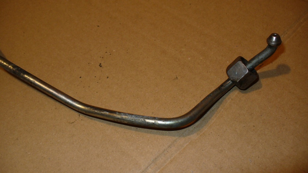 фото №2, Trafic vivaro primastar 2.5 шланг пального трубка