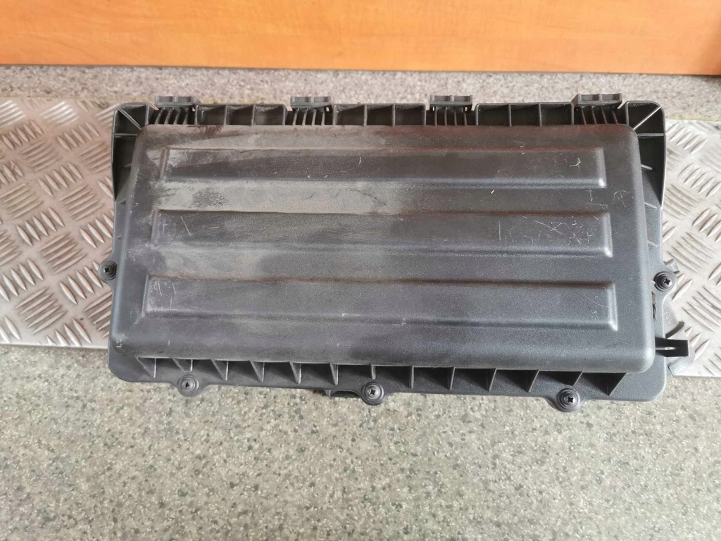 фото №2, Корпус фильтра воздуха skoda roomster 1.6 036129611cd