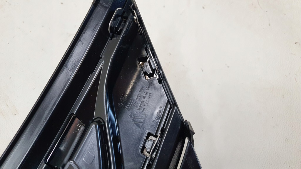 фото №7, Решётка радиатора решётка радиатора радиатора opel astra k v 13464791 idealny