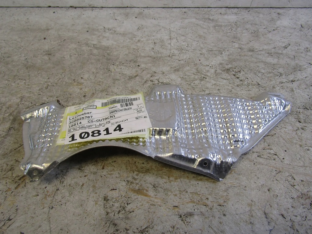 фото №7, Vw passat b8 защита тепловая глушителя 3g0825707