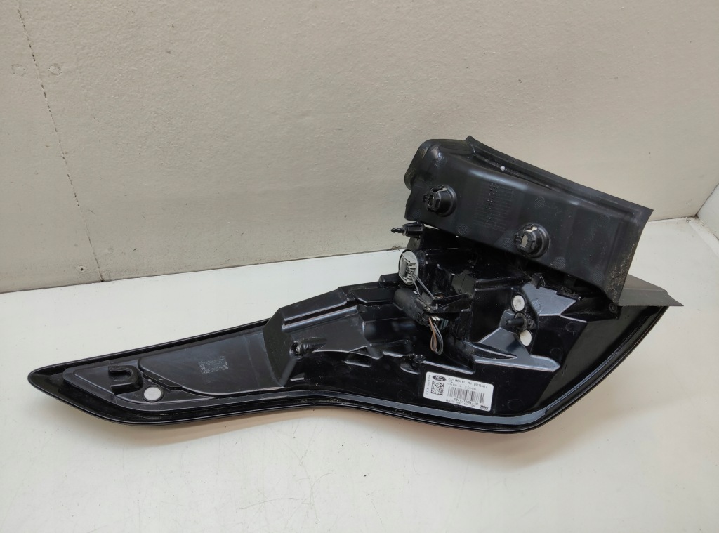 Ford kuga mk2 рестайлинг  лампа правый задний  правая задняя w крыло gv41-13404-ah с Разборки