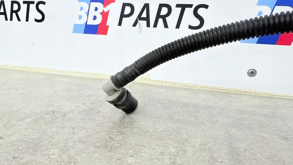 Bmw f30 f31 f32 f33 f34 f36 шланг пабтрубок  омывателя ксенон 7241677 Недорого