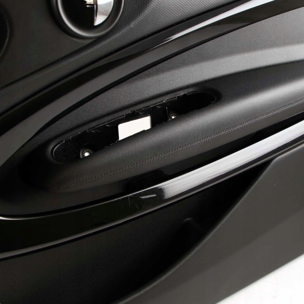 Mini paceman r61 панель карта дверей карбон чорний  piano правий перед Ціна