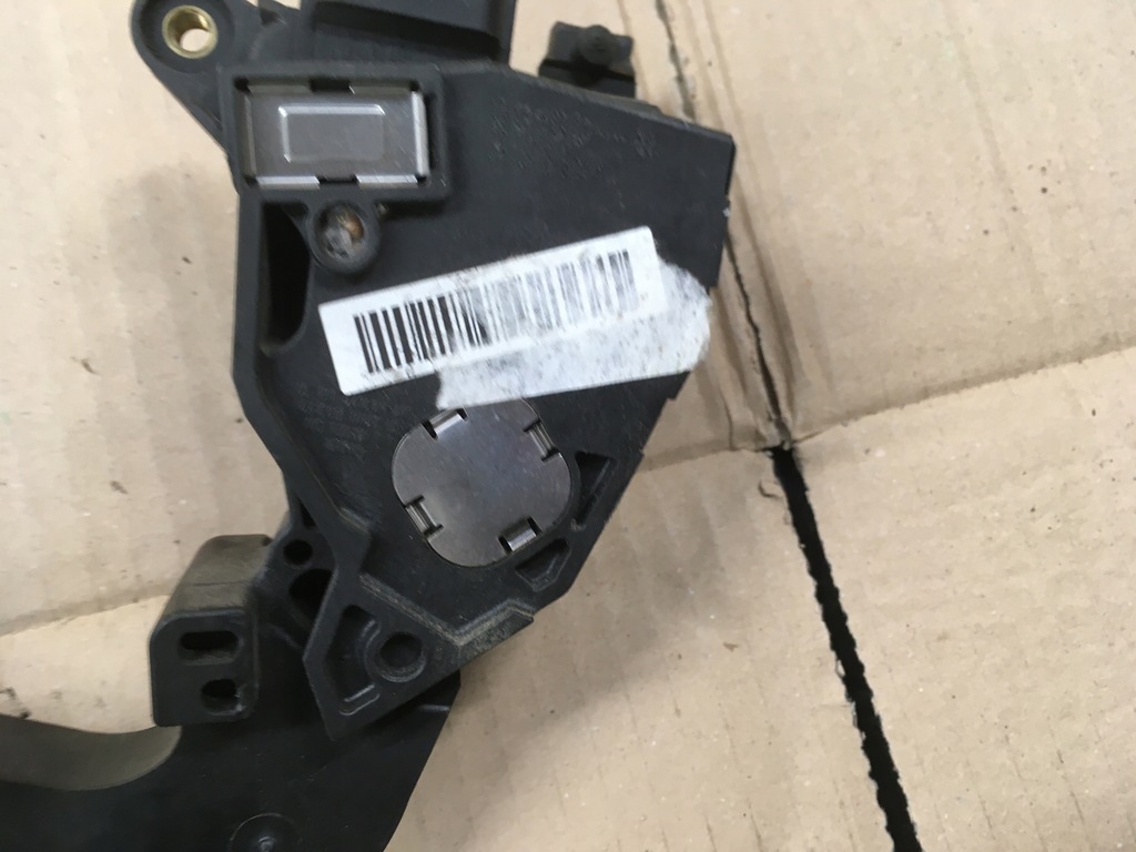 фото №3, Педаль газа потенциометр renault megane iv