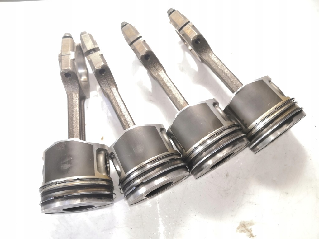 Поршень + шатун opel fiat 1.9 cdti jtd 8v a930 в Україні