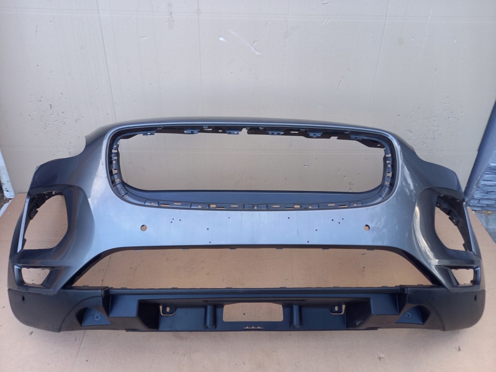 Купити Jaguar f pace бампер передній перед оригінал!