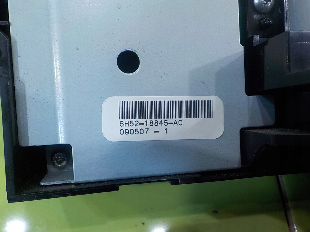 фото №6, Land rover freelander ii 2.2 td4 09r 5d радио 6h52-18845-ac