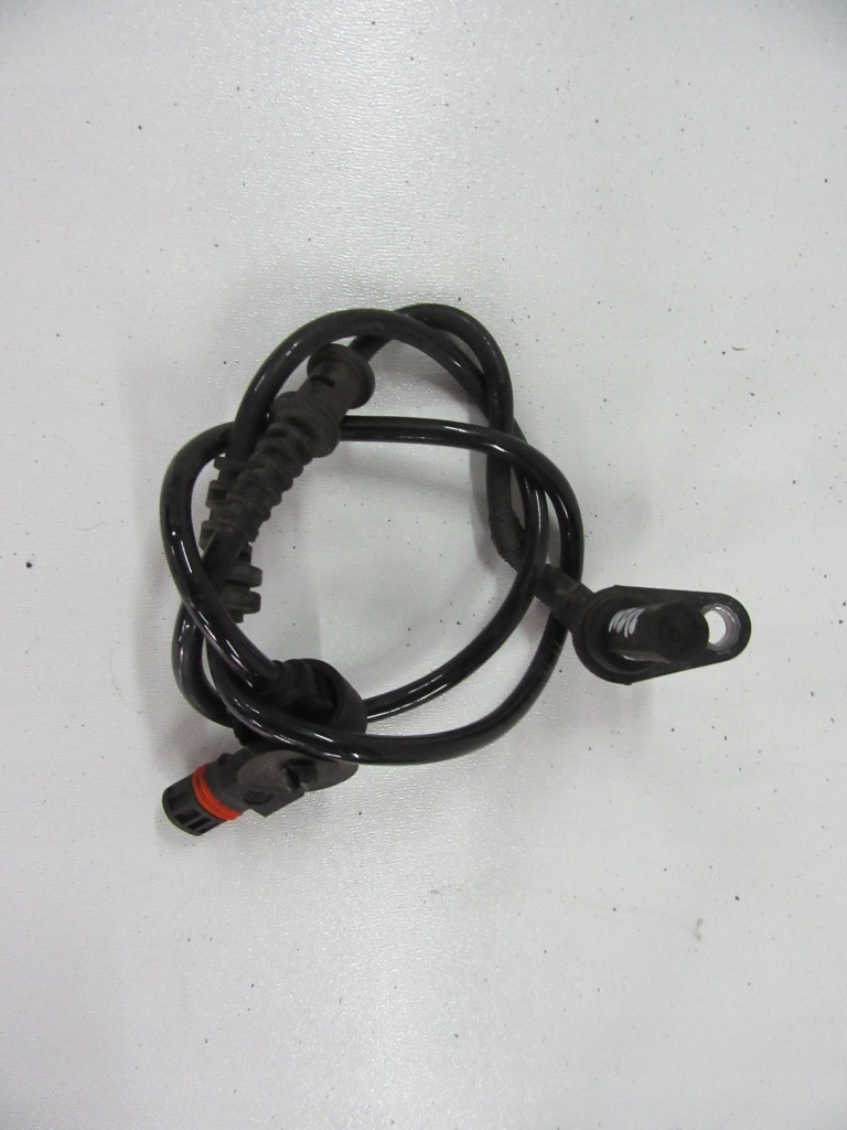 Купити Датчик abs перед лівий mercedes e-klasa w212