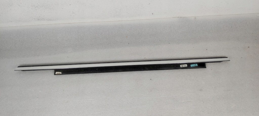 фото №1, A6 c7 4g молдинг уплотнитель правая правый задняя