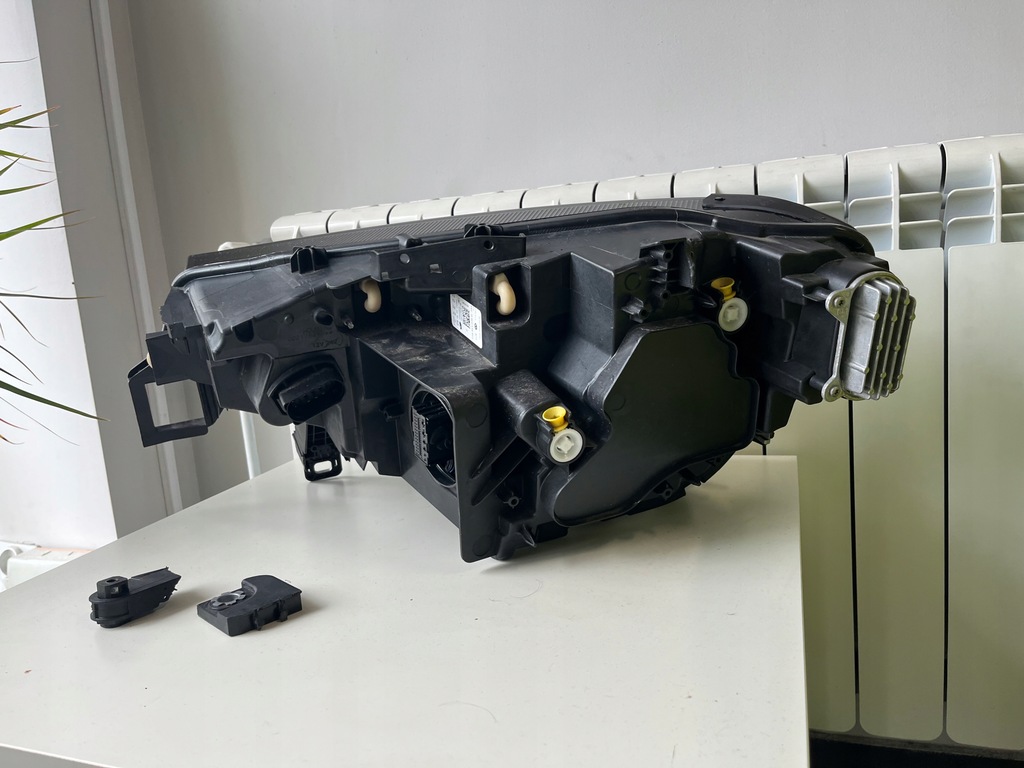 фото №11, Лампа правая передняя vw id4 iq led matrix