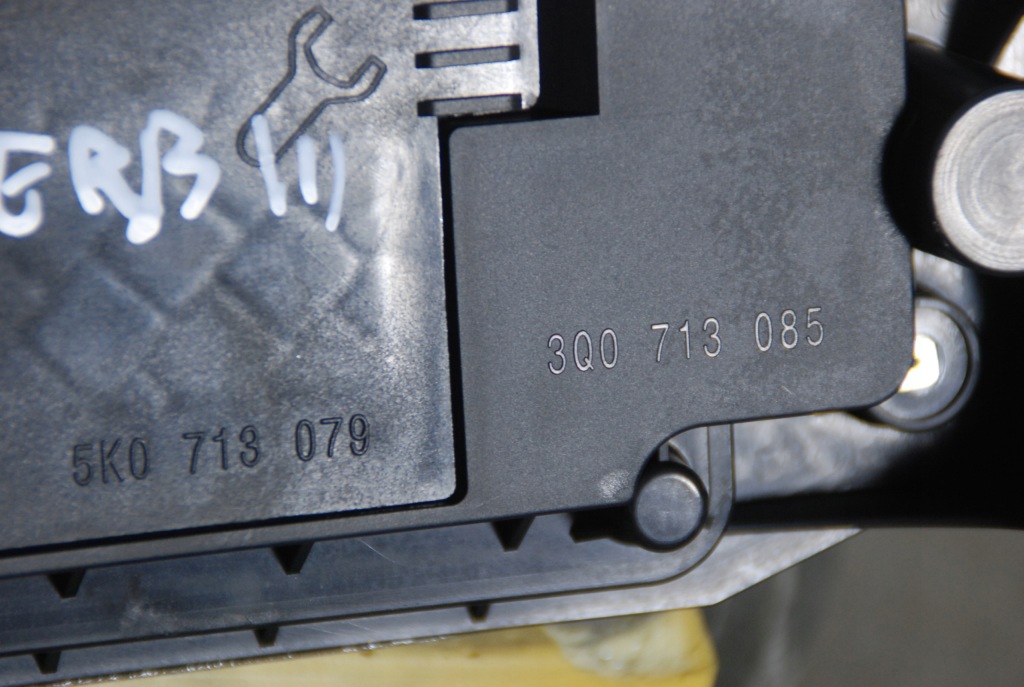 Superb iii dsg трос домкрат 3q0713085 vw skoda Ціна