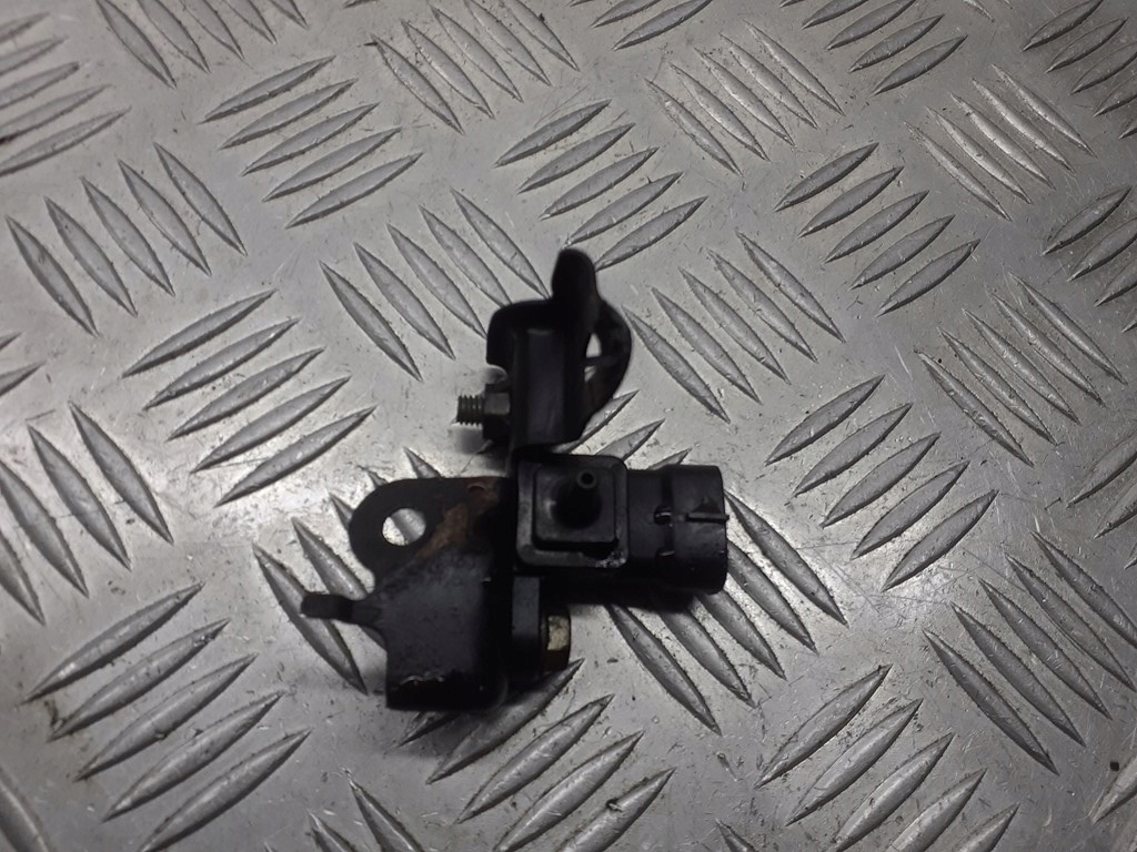 фото №1, Клапан вакууму toyota corolla e15 1.4 d4d