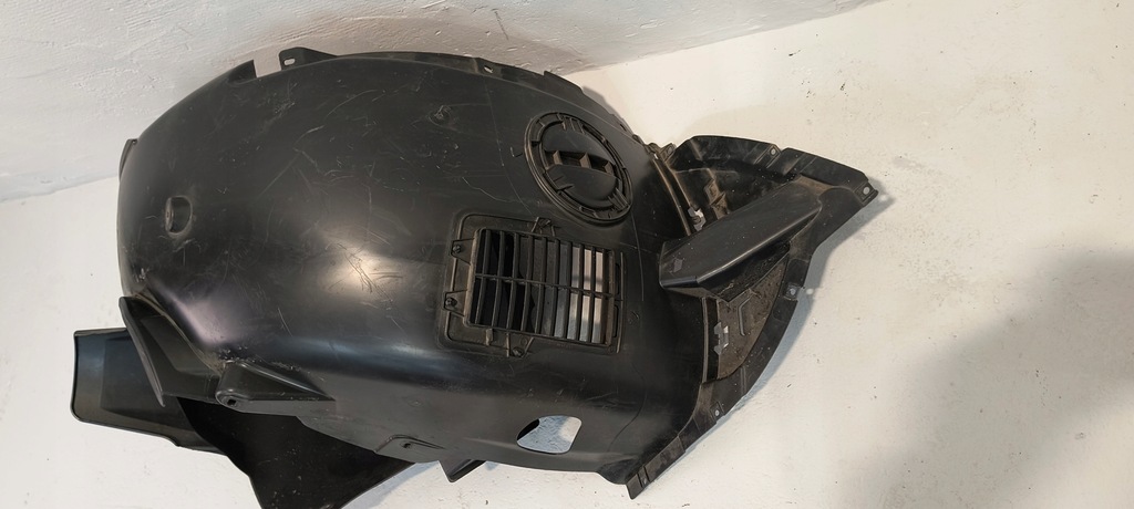 фото №7, Підкрилок ліва перед vw caddy 2k7