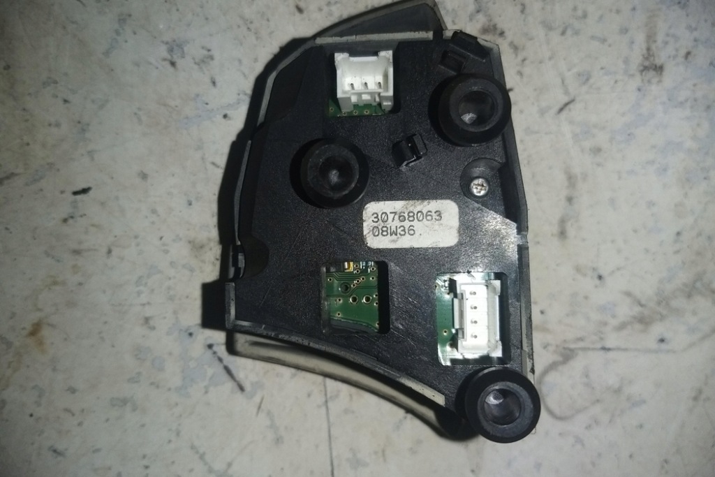 фото №1, Кнопки руля volvo s80 ii as 30768063 2008