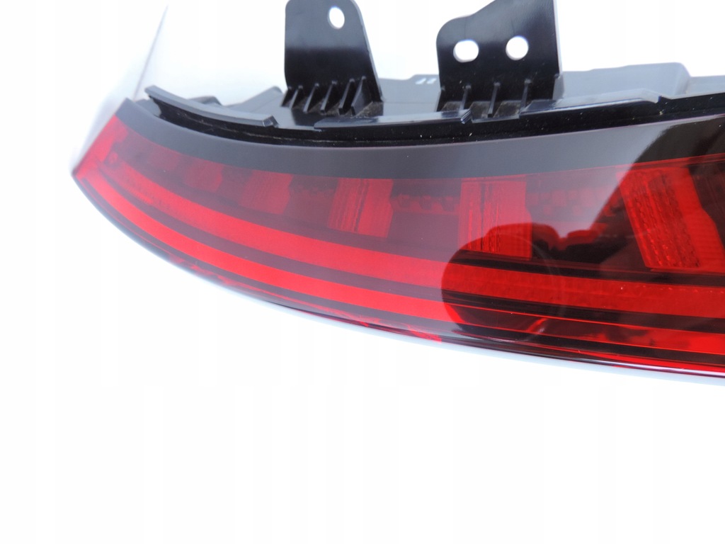 фото №6, Kia ev6 2021 задняя левая лампа