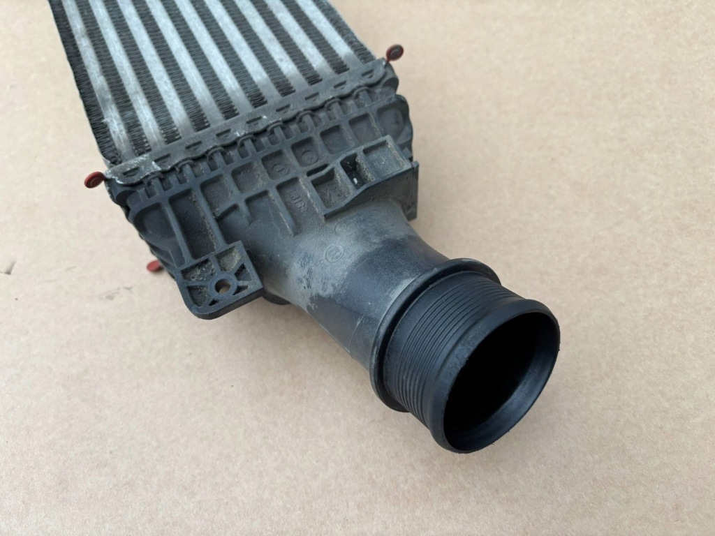 Audi a4 b8 8k a5 8t 2.0 tfsi радіатор повітря інтеркулер 8k0145805g в Україні