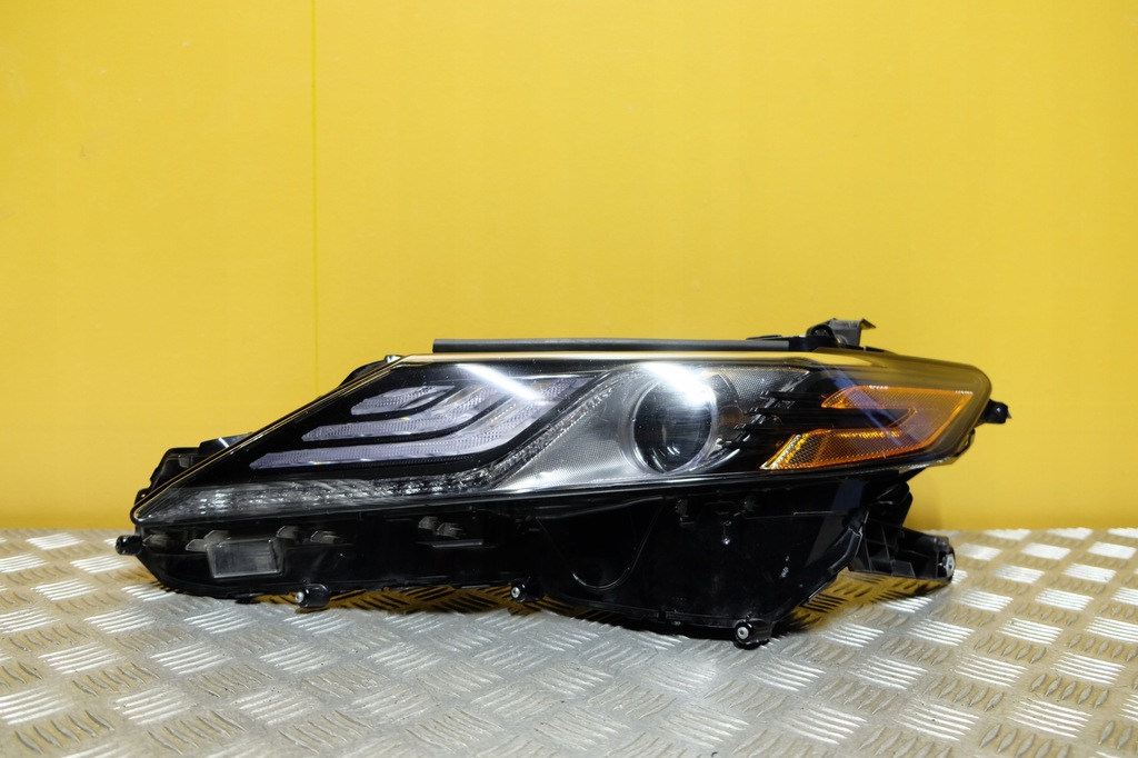 фото №1, Toyota camry 2018- фара лампа full led тонированная левая usa