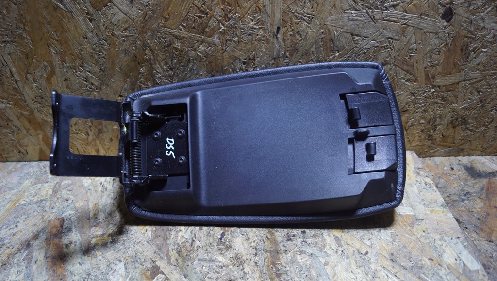 фото №5, Подлокотник citroen ds5