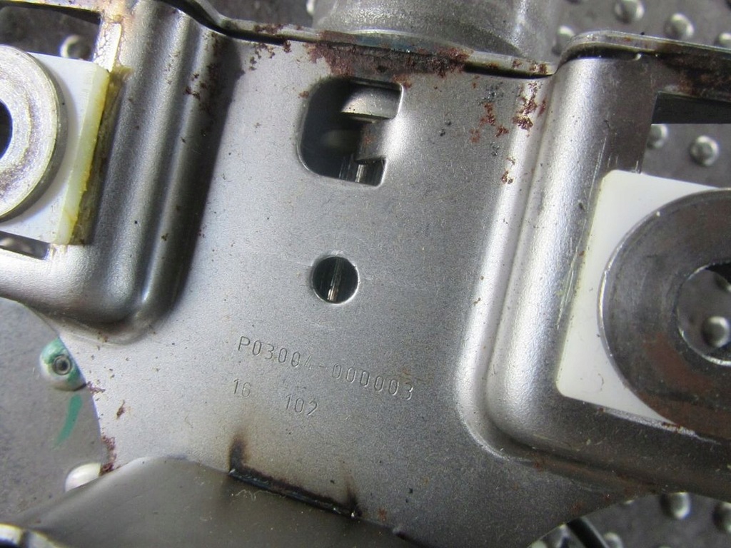 фото №11, Jaguar f-pace x761 2.0d 2016 шток колонка кермова europa