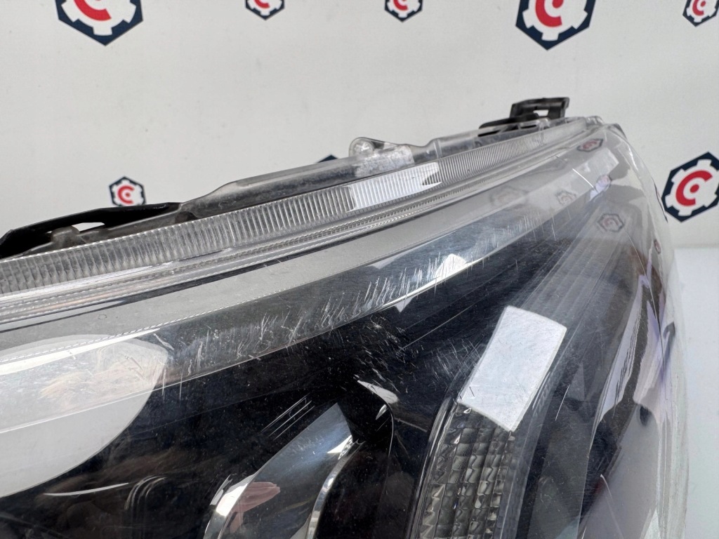 фото №2, Лампа левая перед toyota hilux viii lift full led