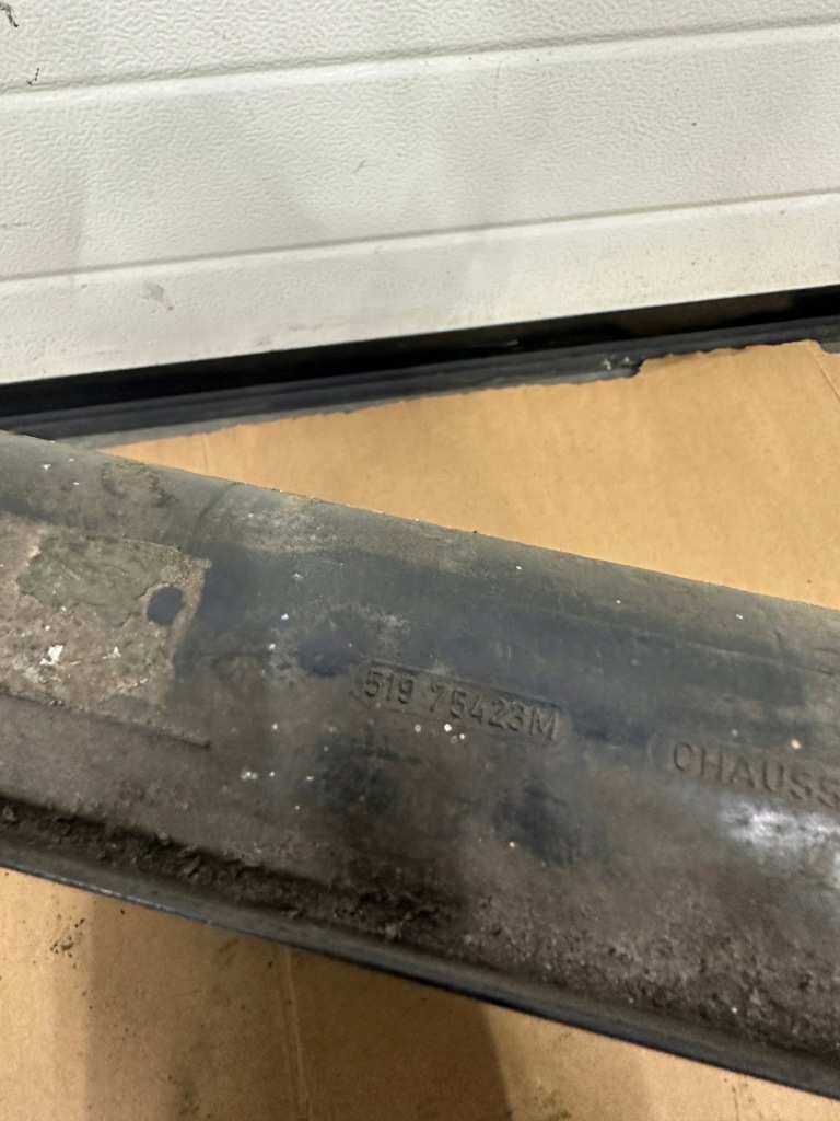 Mercedes benz w201 190 1.8 бензин радиатор воды Недорого