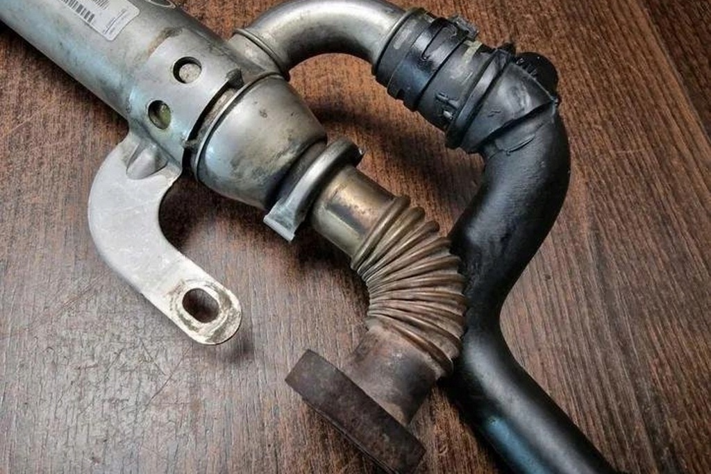 фото №11, Радіатор egr volvo s40 ii ms 9645689780 2.0l дизель 100kw 2005