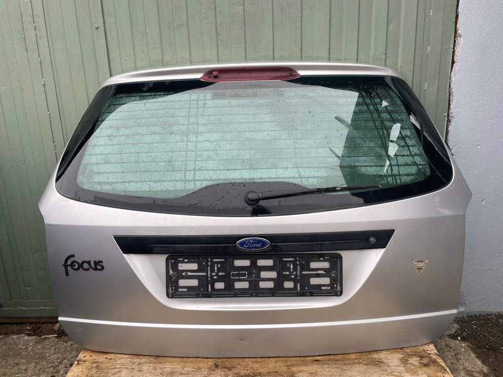 фото №1, Ford focus mk1 kombi крышка багажника багажника задняя 08