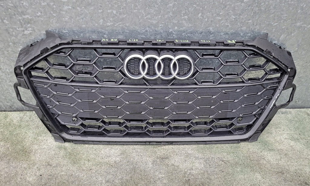 фото №1, Решётка радиатора решётка радиатора audi a4 b9 lift s-line 2019-