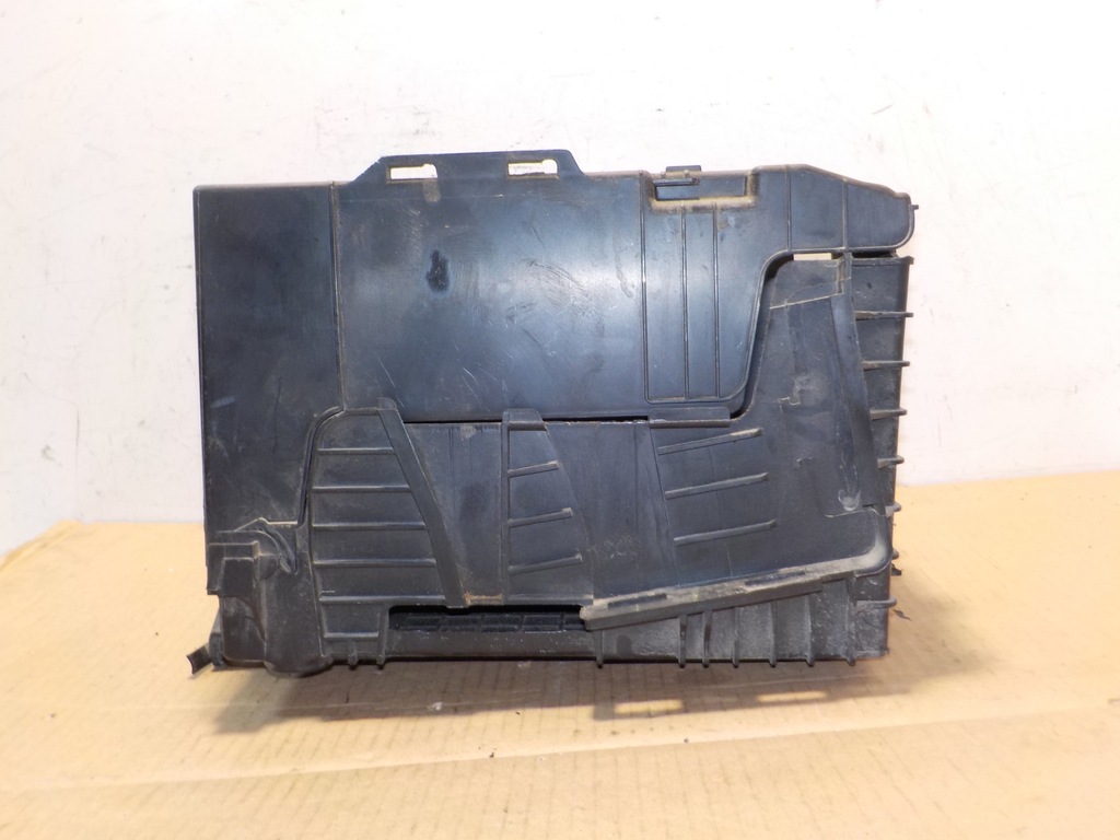 фото №1, Citroen ds3 2017r 3-d lift 1.2thp корпус / захист акумулятор